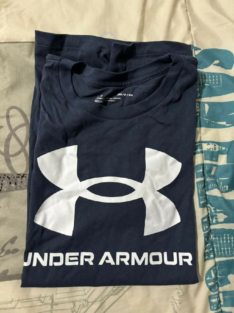 Under armour lifestyle t-shirt