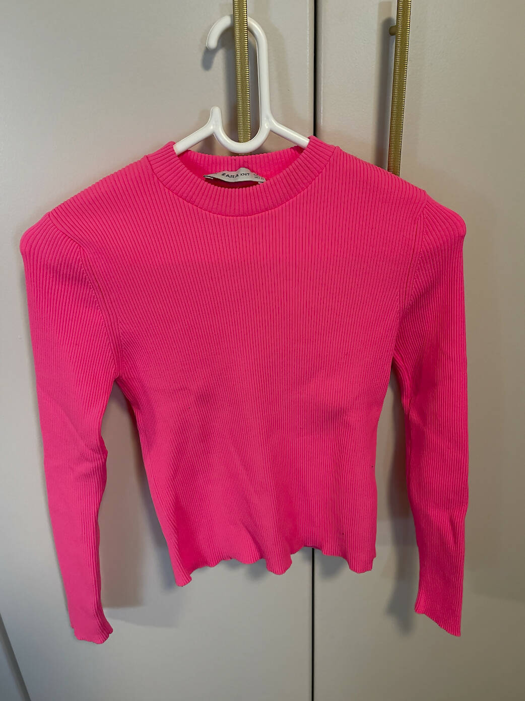 Image of Zara Neon Pink Long-Sleeve Ribbed Top