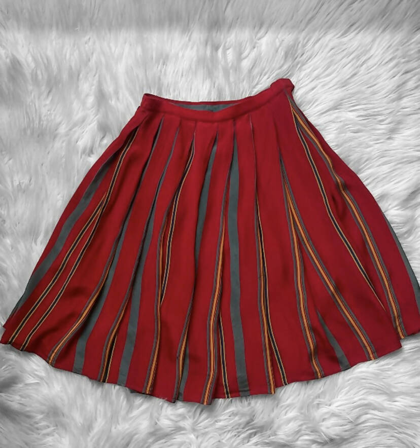 Image of Stylish pleated skirt