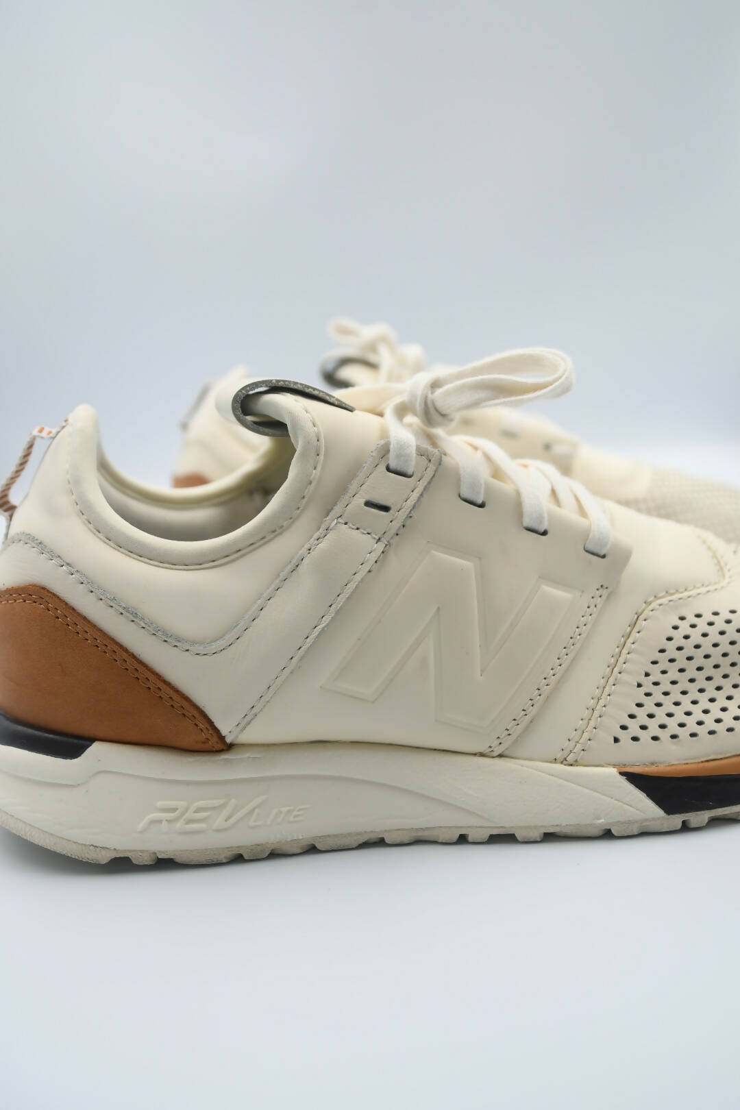 New Balance 247 – WISI-Oi - Main Image