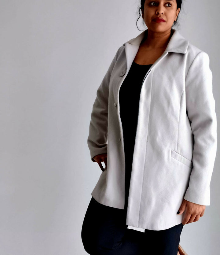 Stone-Colored Winter Coat With Belt - Medium/Large Fit