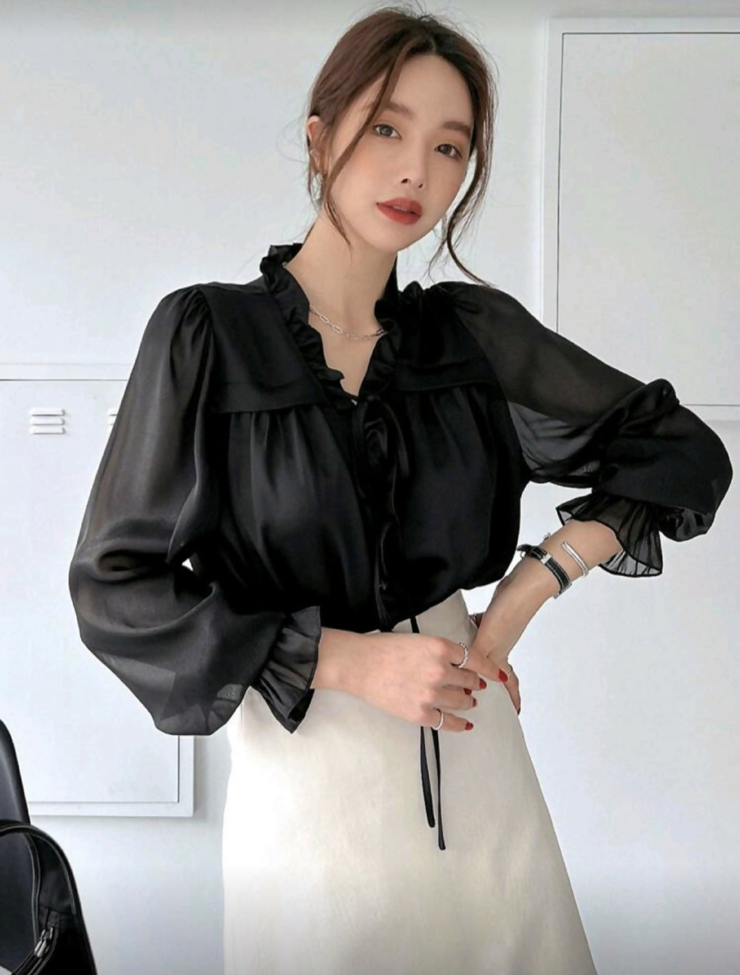 Tie Front Flounce Sleeve Blouse