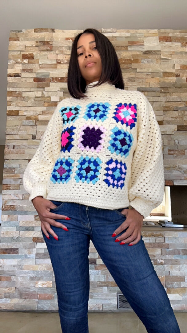 Puff sleeve Granny square turtle neck