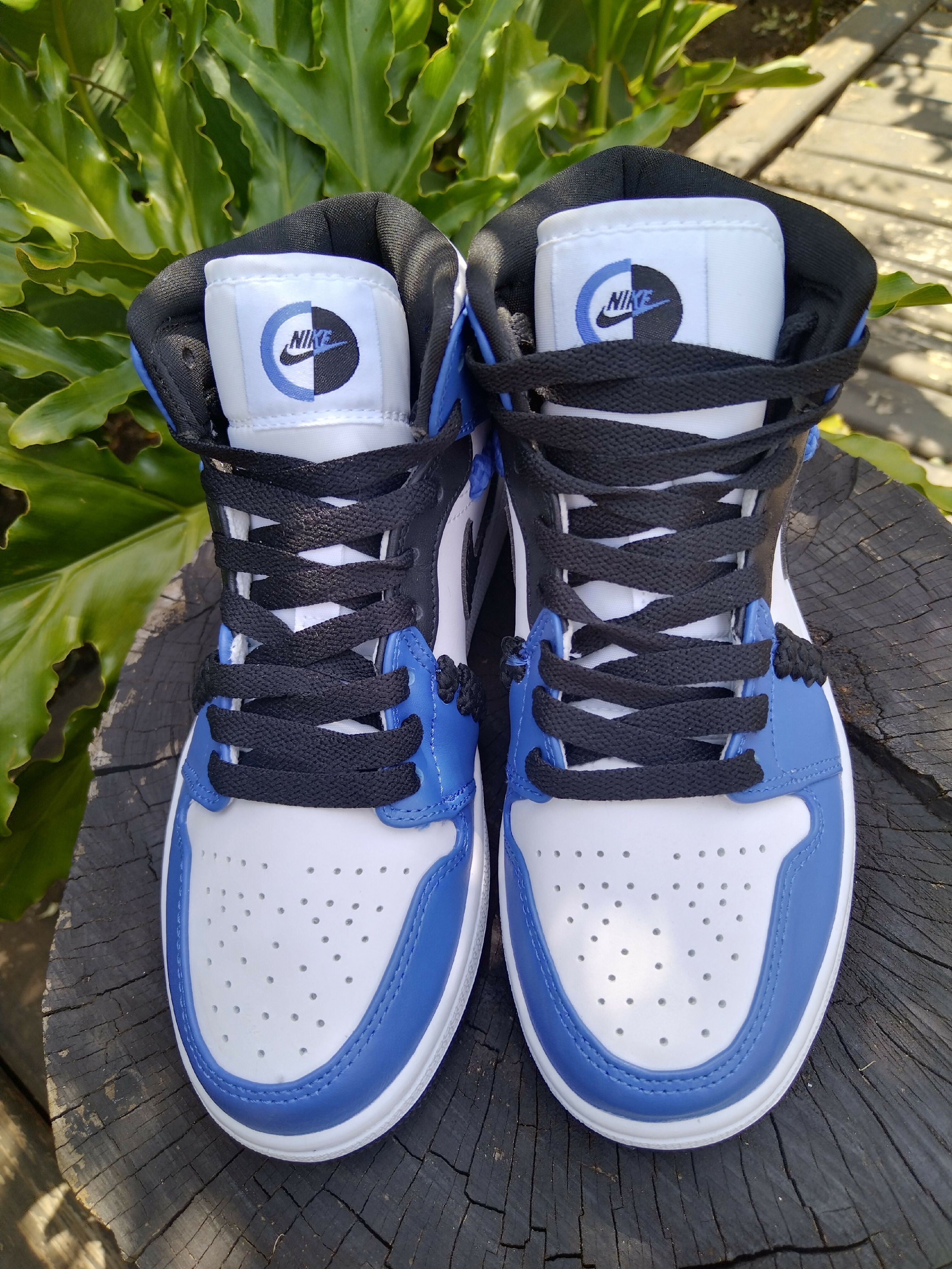 obsidian blue retro 1
