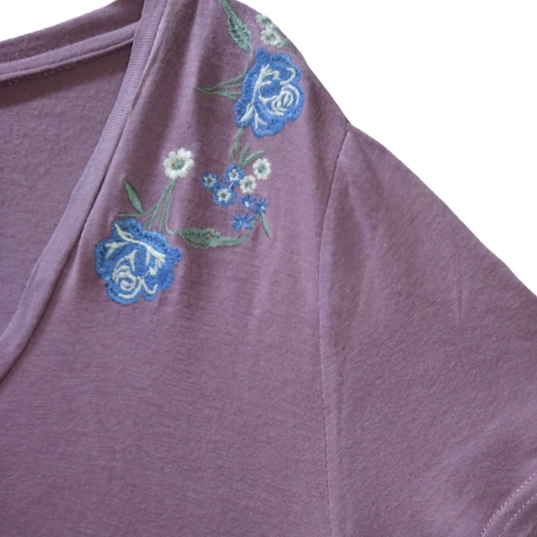 Women's T-Shirt with Embroidery Detail