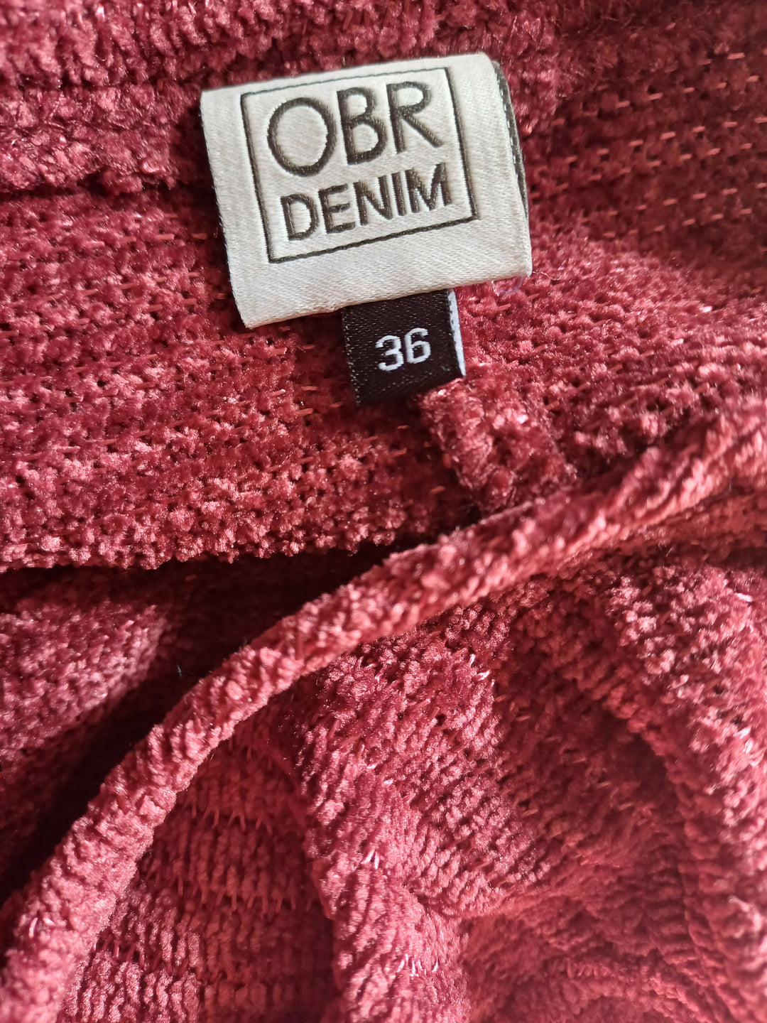 1000263301