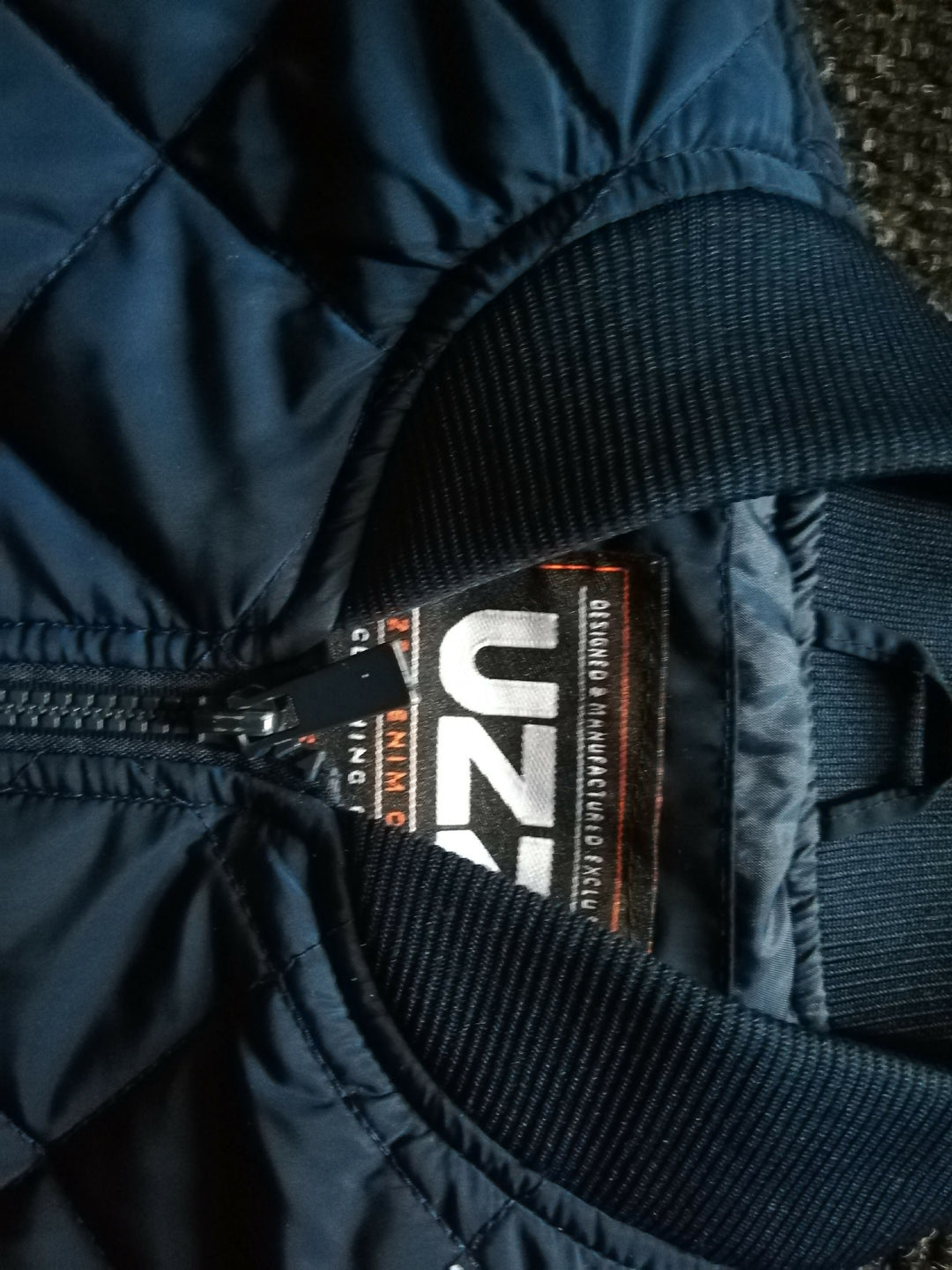 Zh6IweXYuA