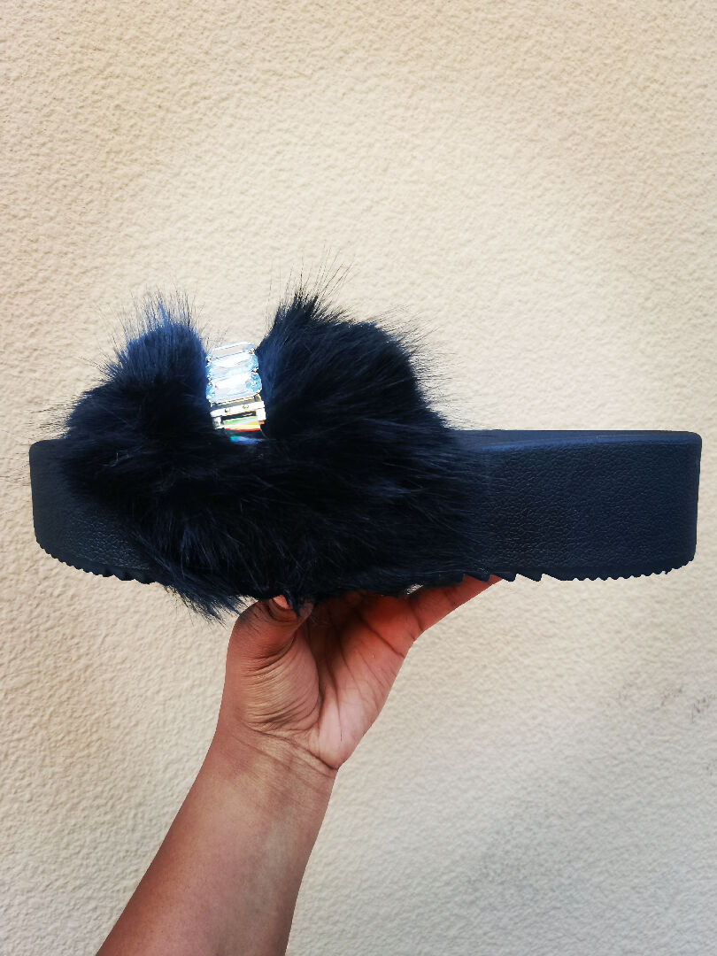 Comfy Faux Fur Slides