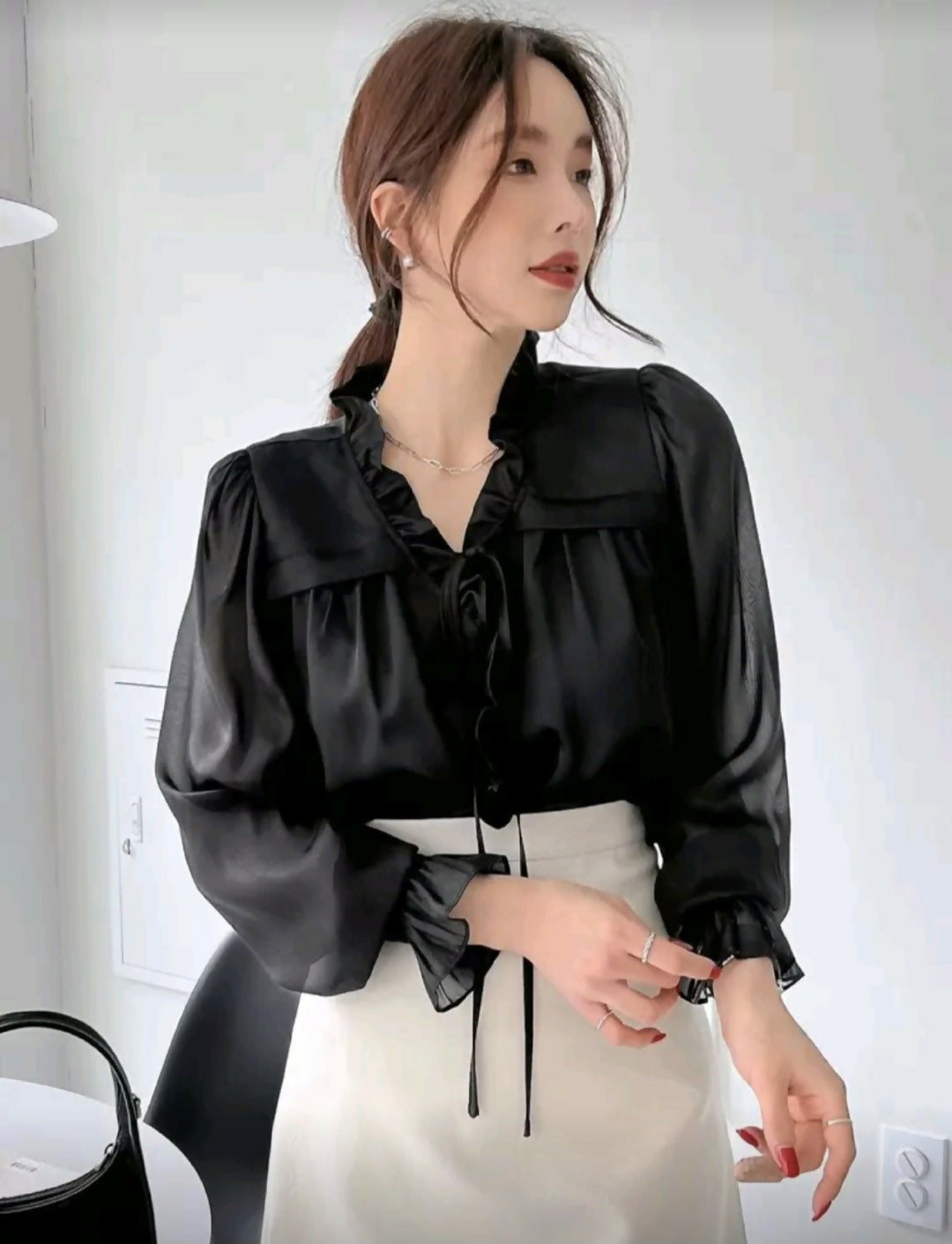 Tie Front Flounce Sleeve Blouse