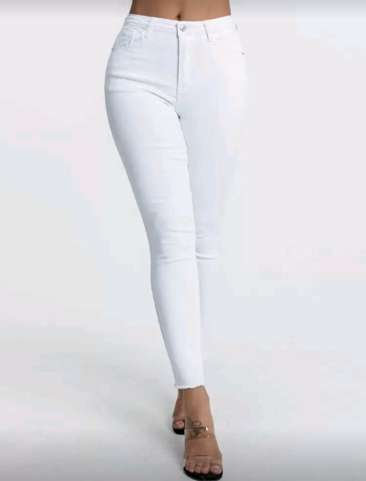 Curvy High Stretch Raw Hem Skinny Jeans
