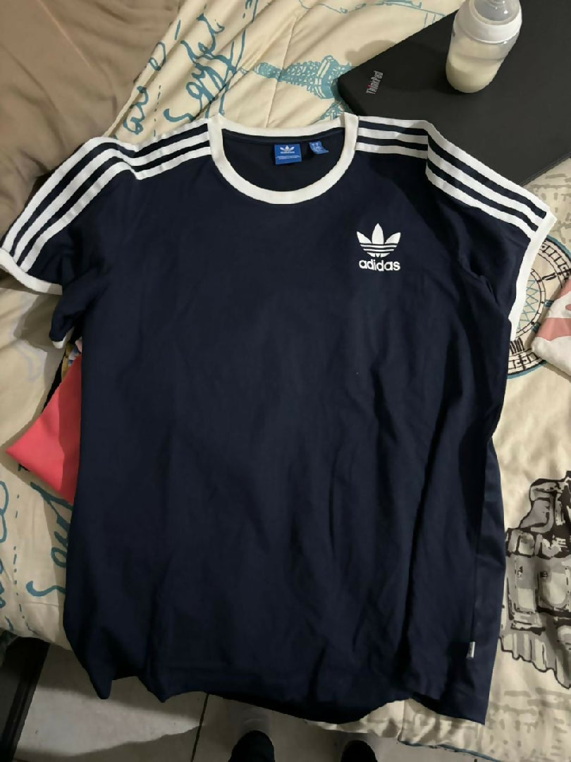 Adidas original top