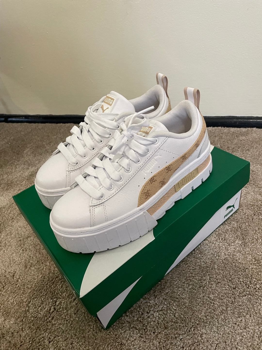 Image of Puma Mayze stack luxe WNS