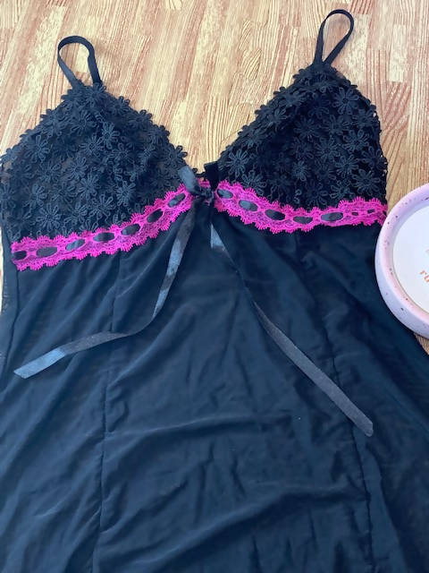 Image of Black Lace Sleepwear