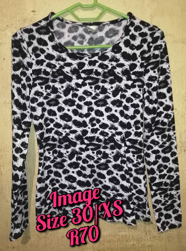 Image of Ladies Black & Beige Leopard Print Blouse