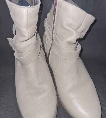 Image of Pesso Leather Boots