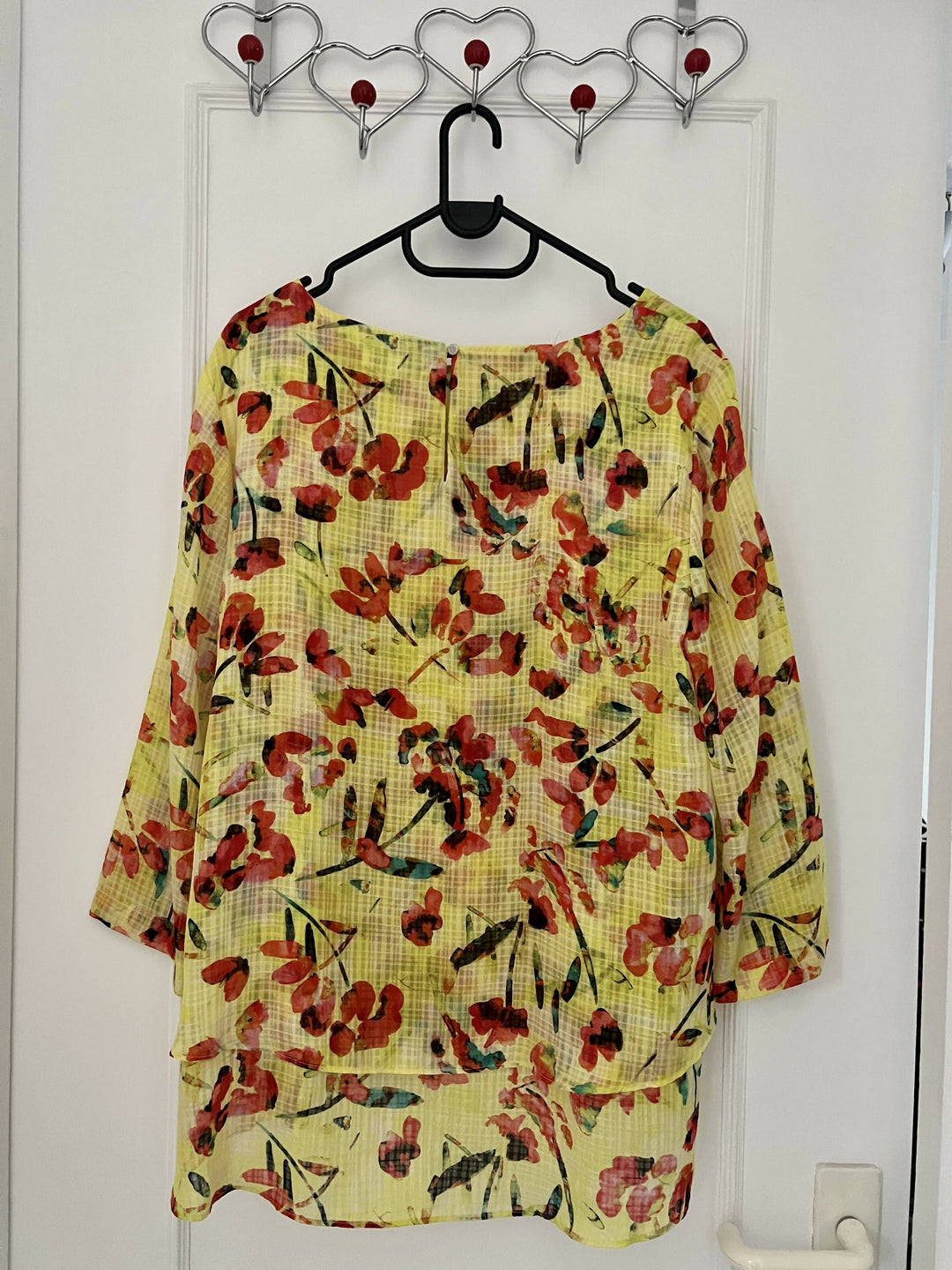 Image of Chaus Multi Color Printed Top