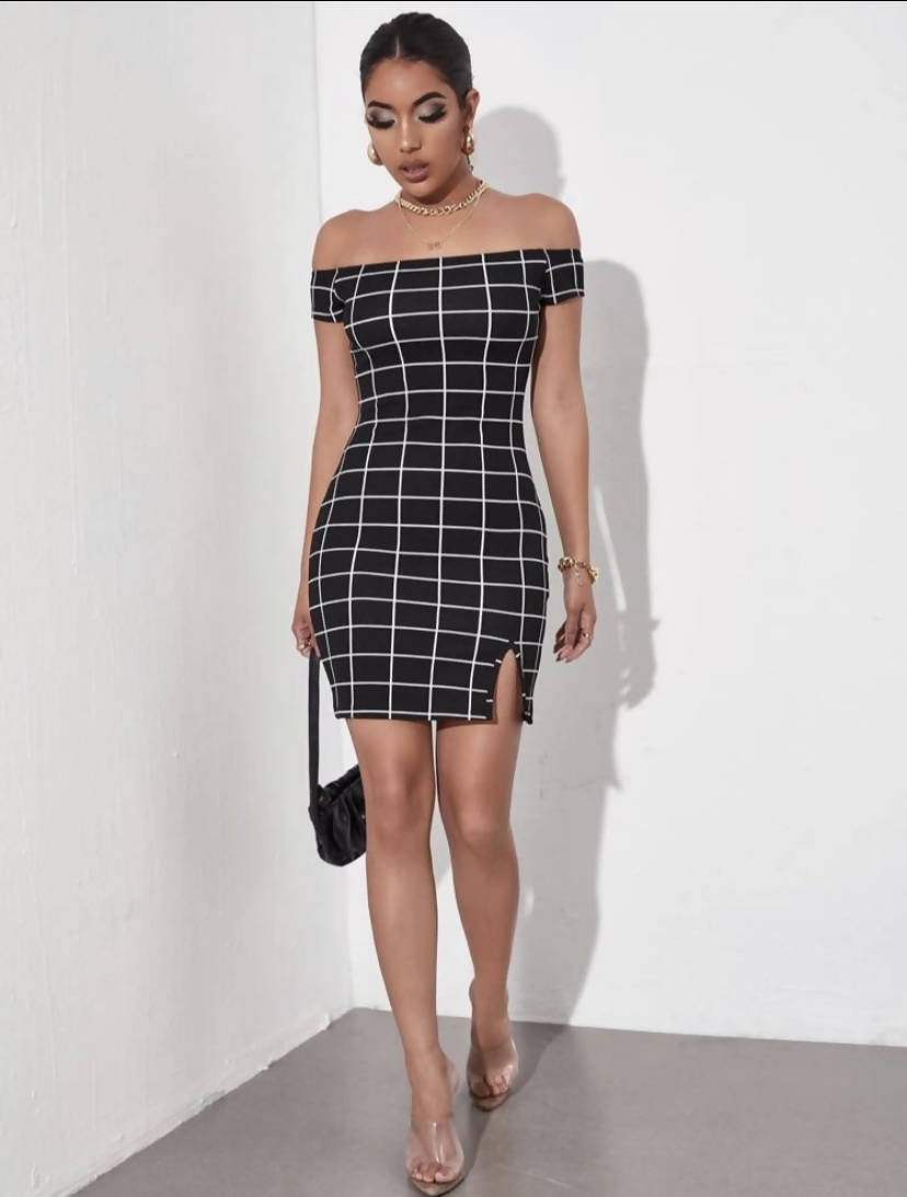 Image of Slit Hem Grid Print Bodycon Dress