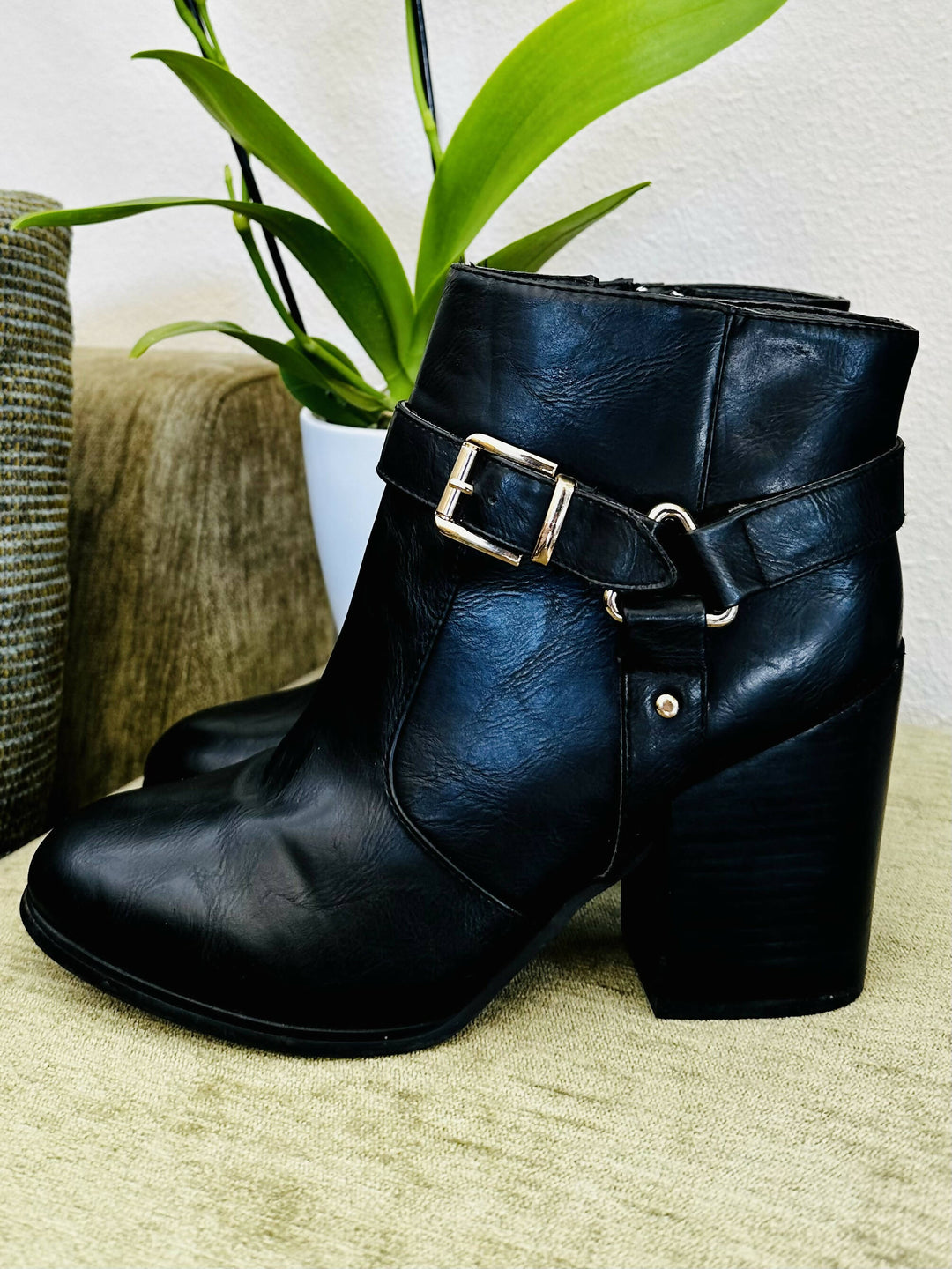Image of Forever 21 Boots With Heel