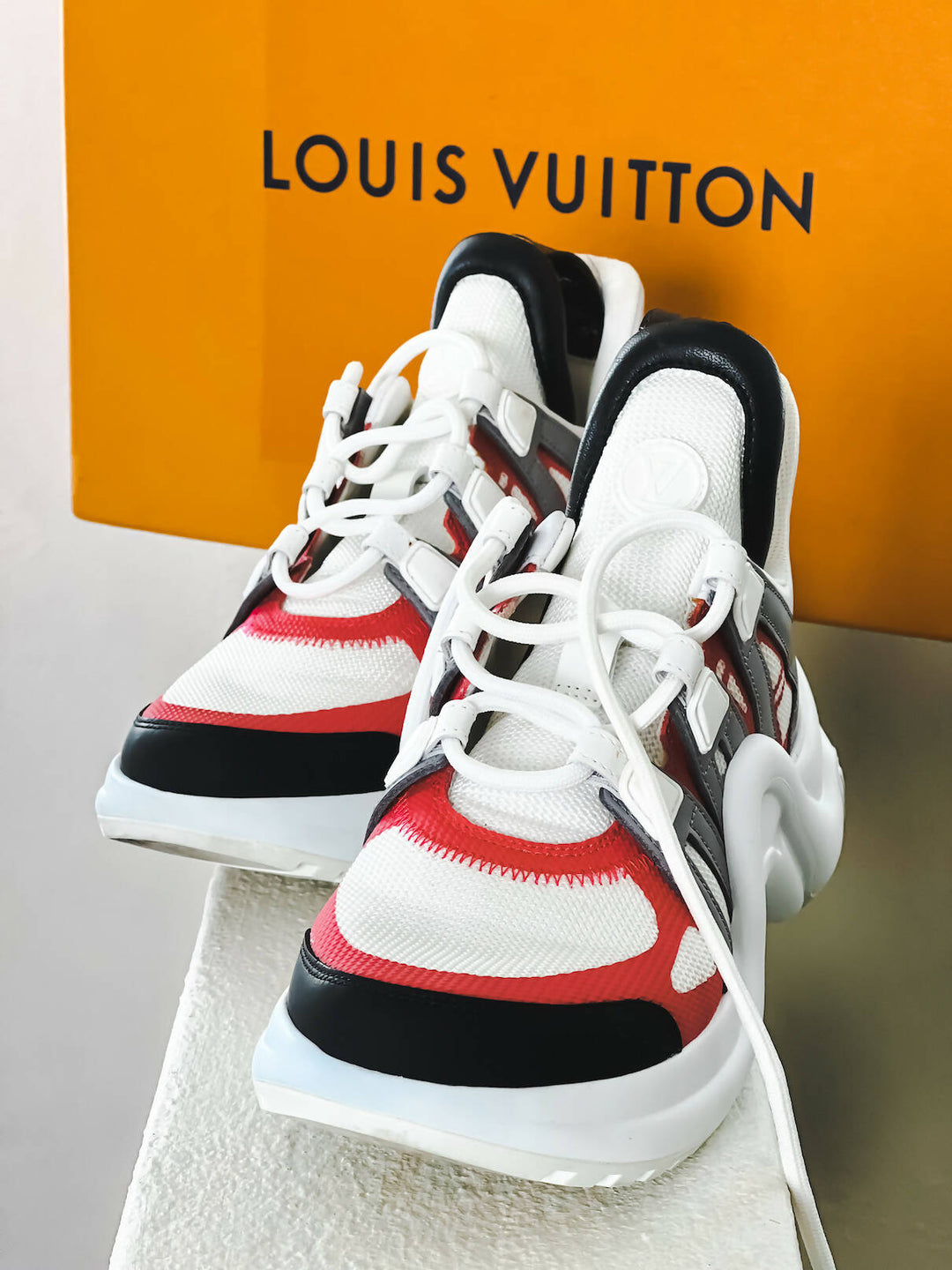 Archlight cloth trainers Louis Vuitton Green size 38 EU in Cloth