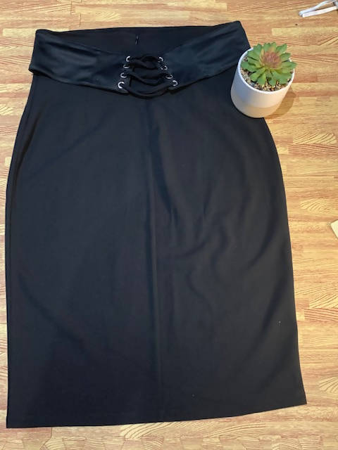 Image of Black Pencil Skirt With Tie Belt