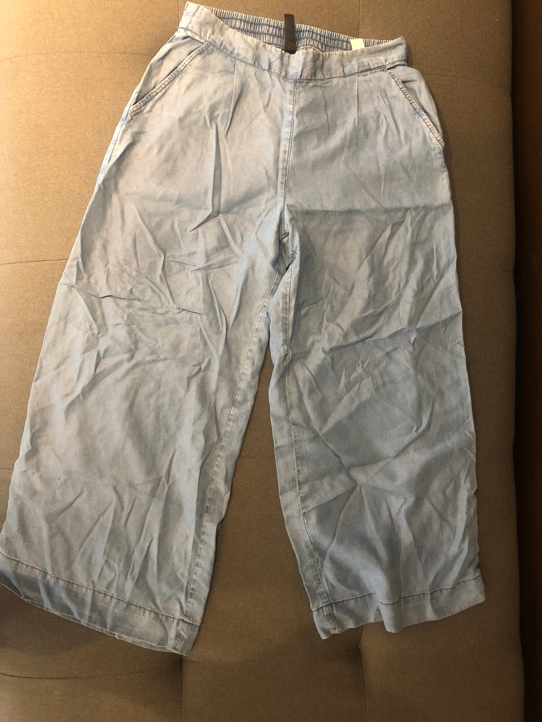 Image of Thin Denim Pants