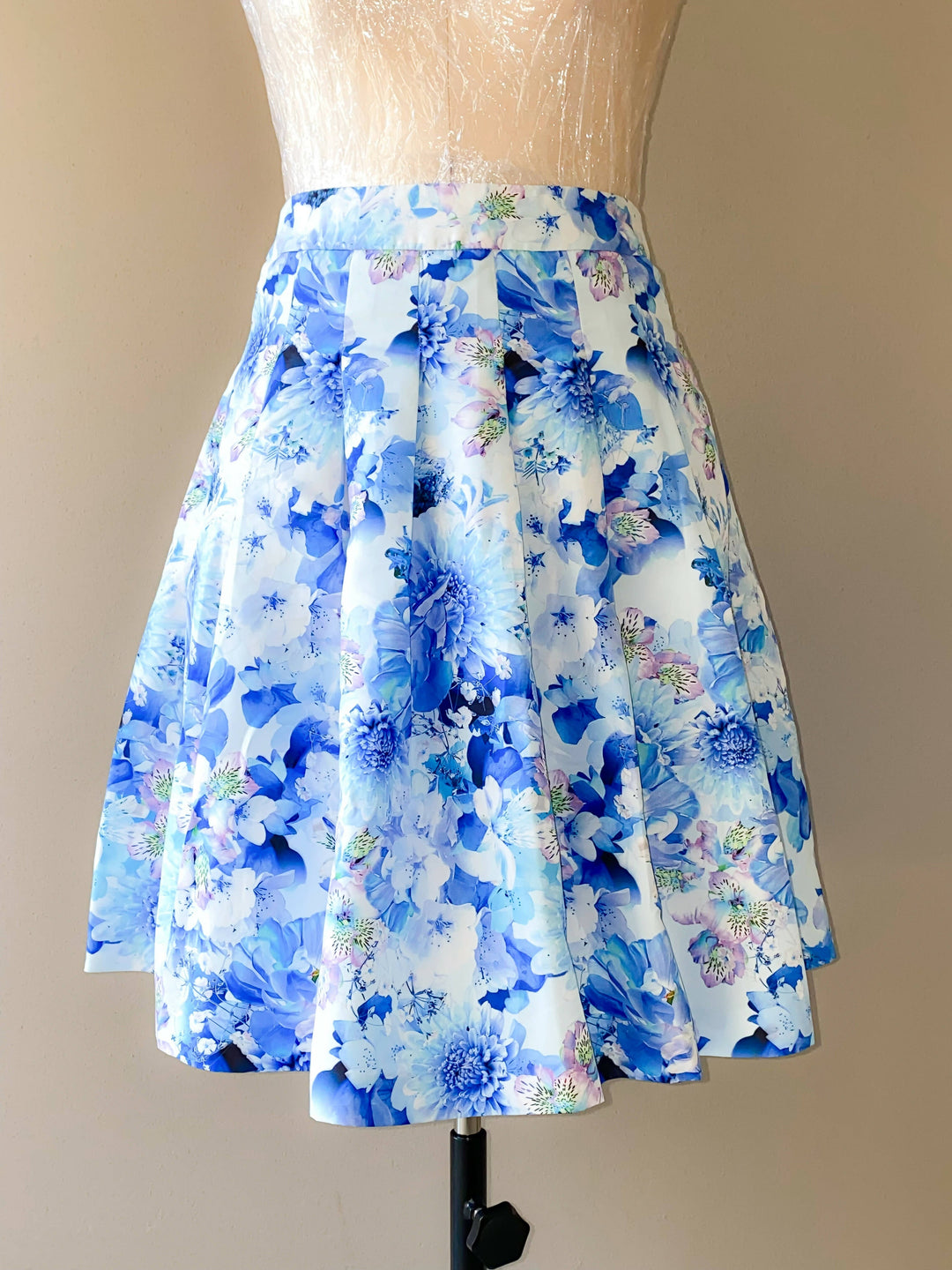 Image of Forever New Blue Floral Skirt