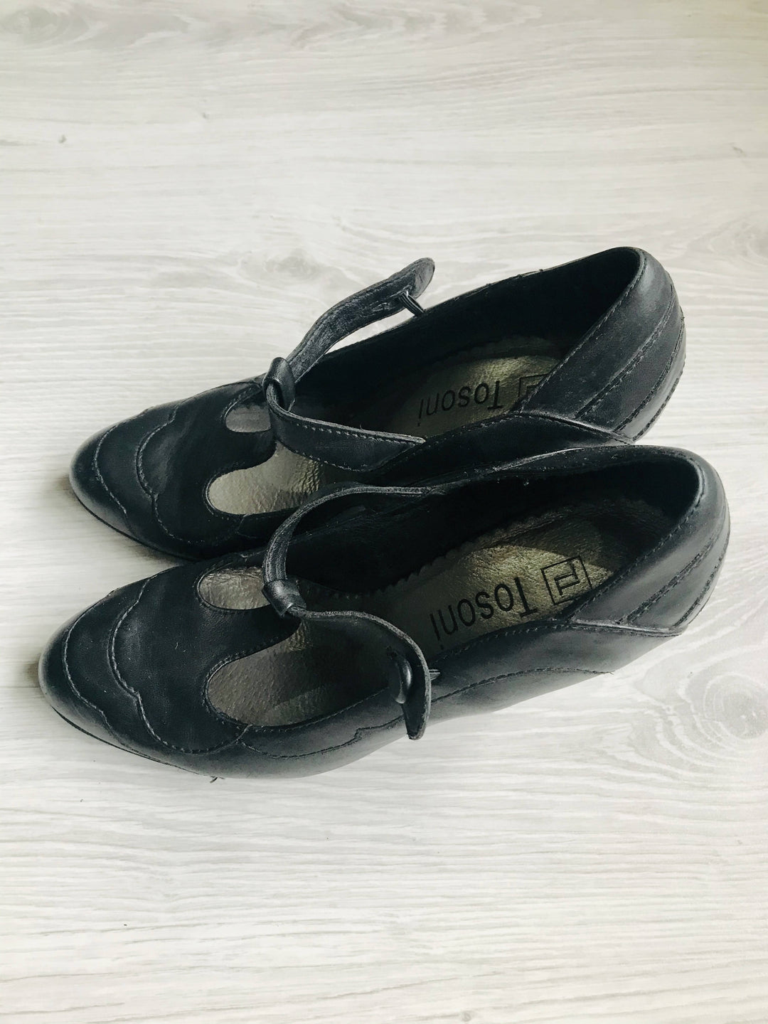 Image of Black Spitz Shoes