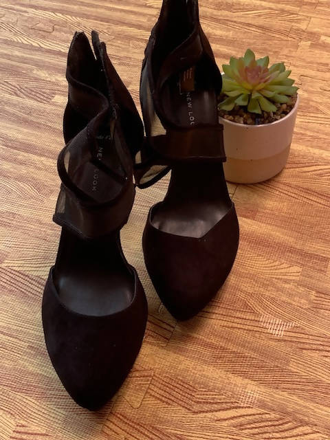 Black Suede Strap Sexy heel