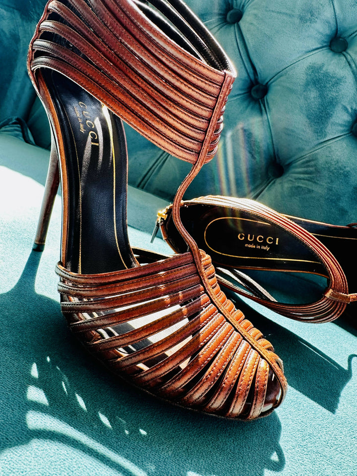 Image of Authentic Gucci Brown Leather ''Inga'' T-Strap Sandals
